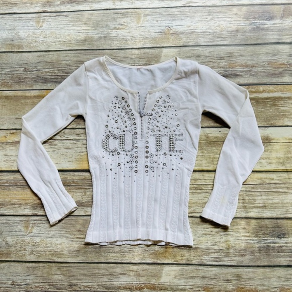 Girls cute long sleeve t! Size 8